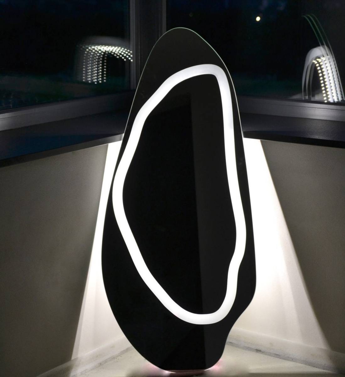 Oгледало за баня с LED осветление CRYSTAL - Обзавеждане за баня - AVE Ceramica