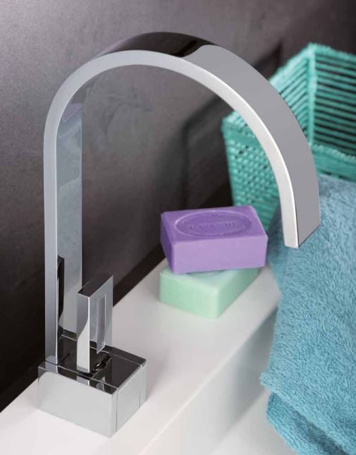 Висок смесител за мивка Icon Fleхdoccia - AVE Ceramica